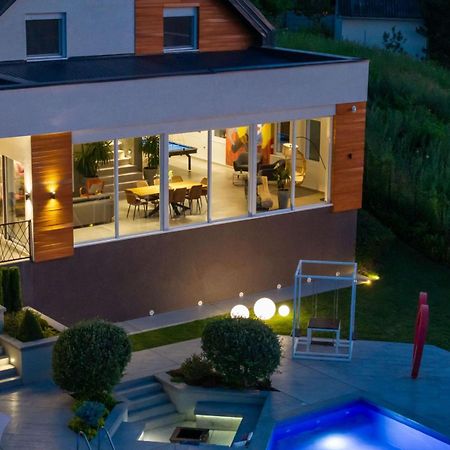 Riverside Pool Villa-Karlofça Dış mekan fotoğraf