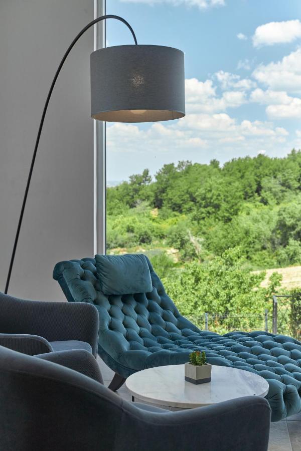Riverside Pool Villa-Karlofça Dış mekan fotoğraf